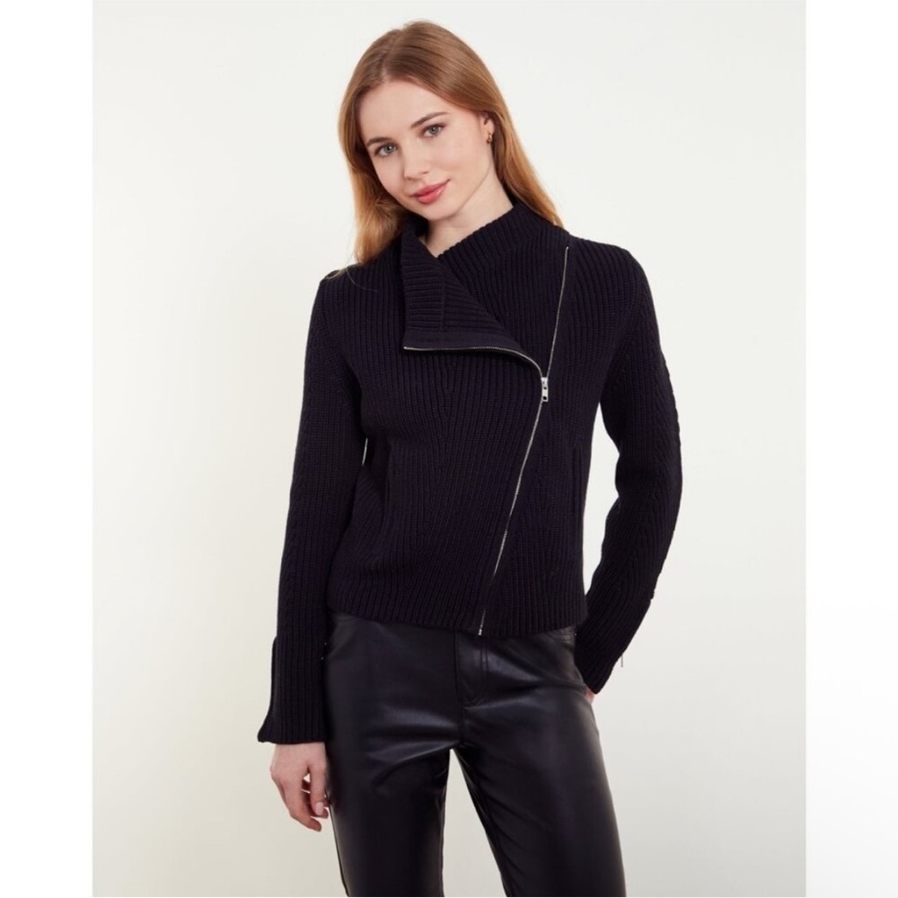 Isla Elegant Black Ribbed Asymmetrical Zip Jacket - Picture 2 of 5
